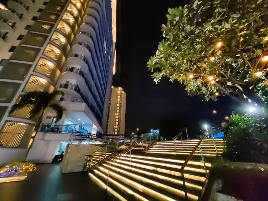 1Br Condotel Azure Urban Resort Near Airport - 16F #Az01 Manila