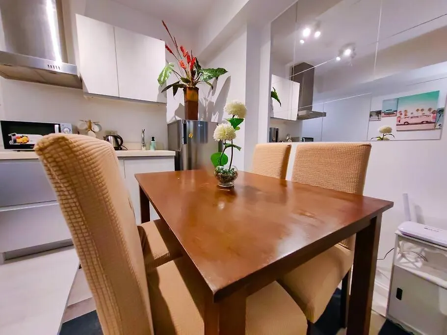 1Br Condotel Azure Urban Resort Near Airport - 16F #Az01 Manila Philippines