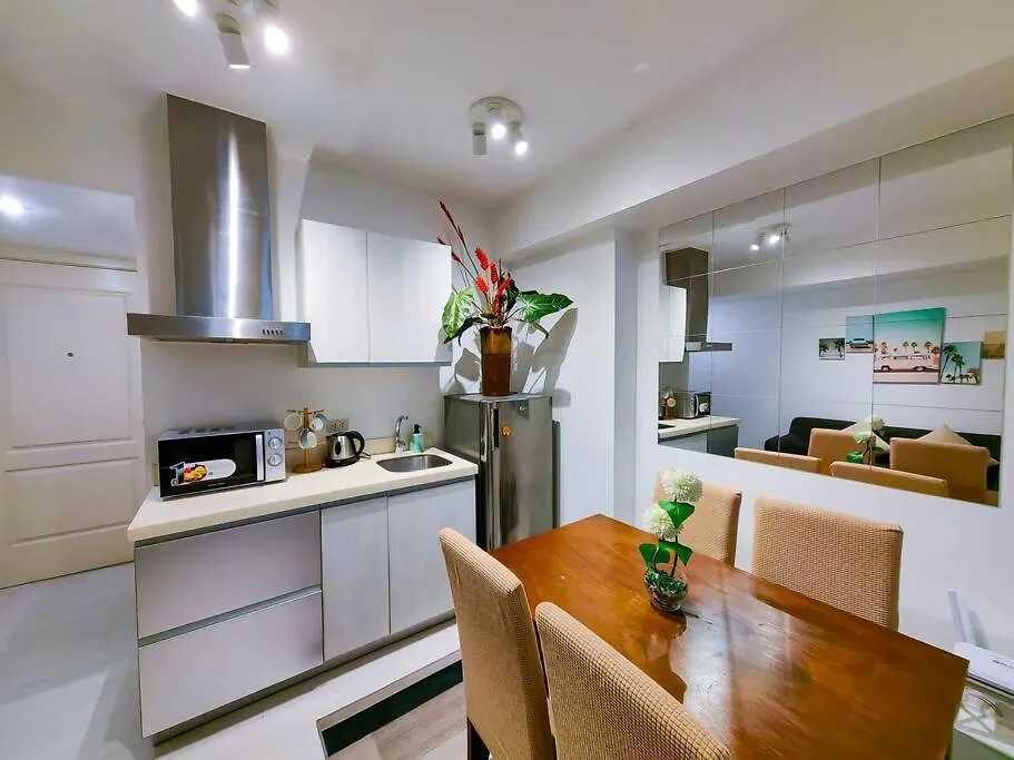 1Br Condotel Azure Urban Resort Near Airport - 16F #Az01 Manila Philippines